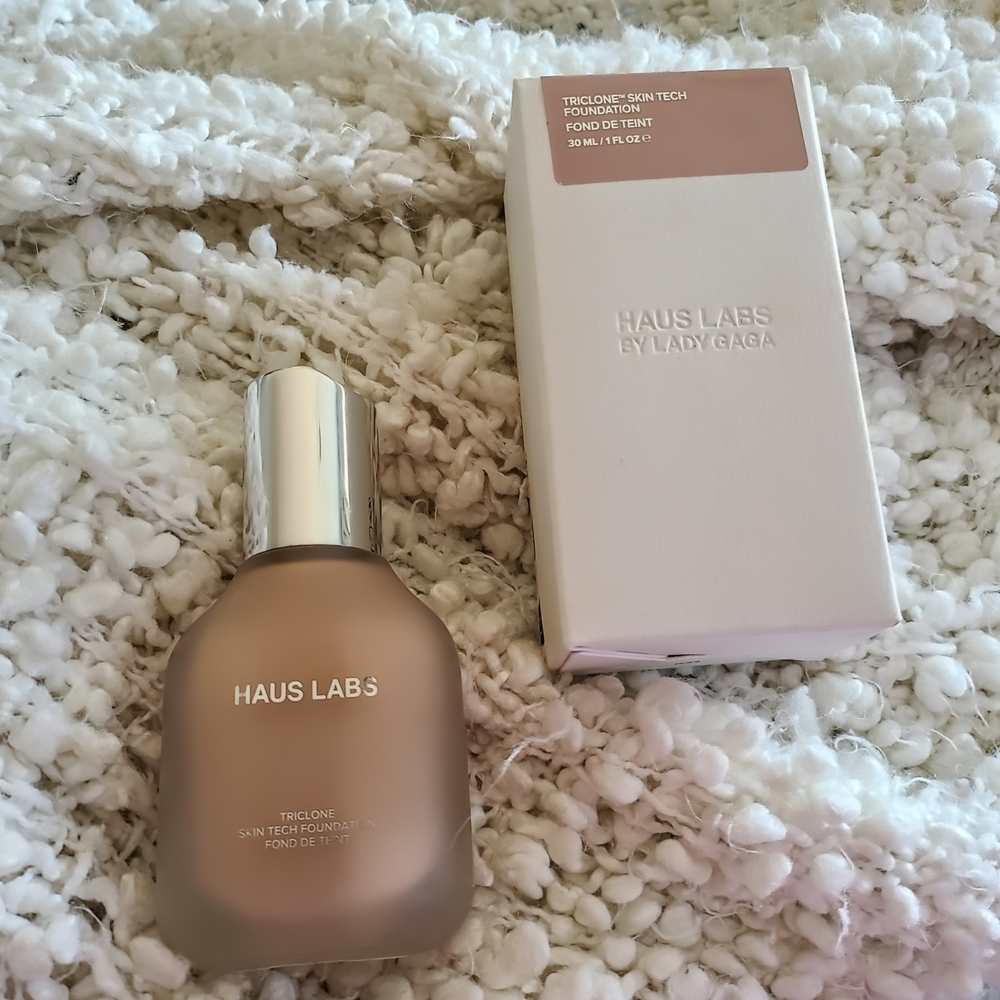 Haus Labs By Lady Gaga Triclone Skin Tech Foundation - Warm Beige 240